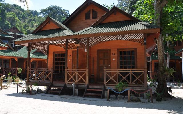 New Cocohut Chalet