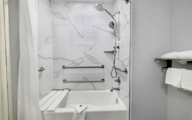 Microtel Inn & Suites by Wyndham Fort Worth South