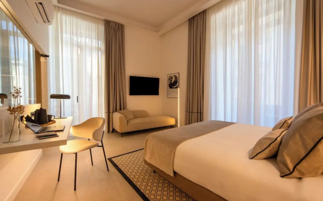 Mamalu Studios and Suites