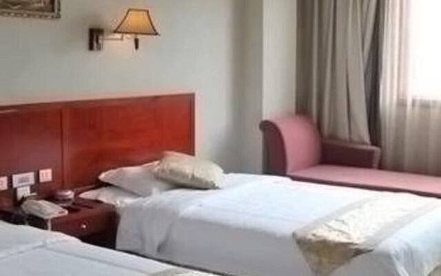 Everight International Liz Fortman Hotel