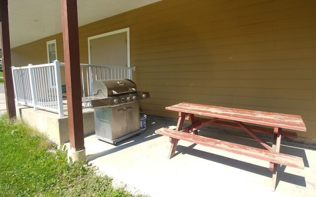 Peace River Inn & Suites