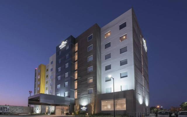 Microtel Inn & Suites by Wyndham Irapuato