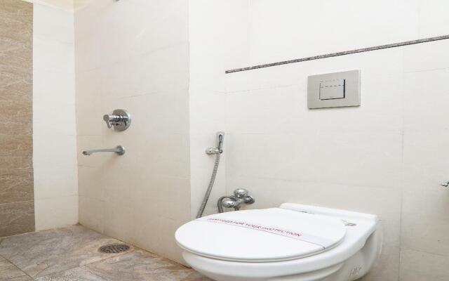 OYO 15567 Hotel Amar International