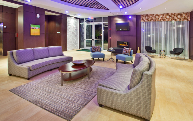 Holiday Inn Macon North by IHG