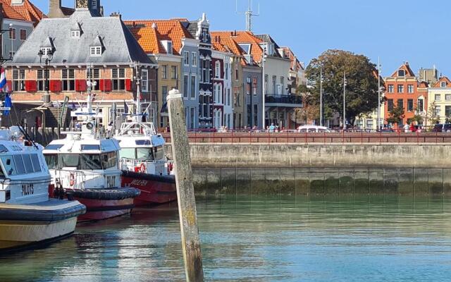 Appartement Havenzicht, gelegen aan zee met zeezicht