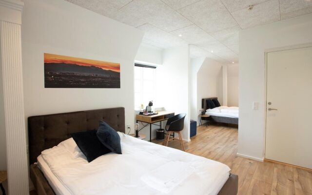 Hotel City