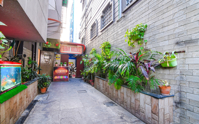 Fabhotel Aayash