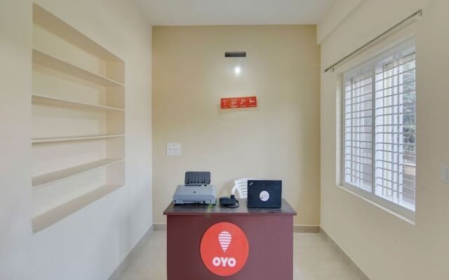 OYO 26718 The Mayura Residency