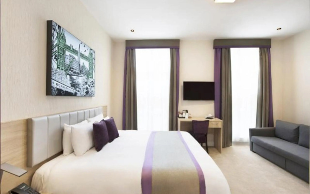 OYO Townhouse 30 Sussex Hotel