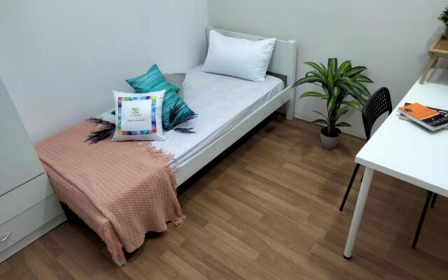 Bed & Pillow Subang Jaya by HomeBrickz