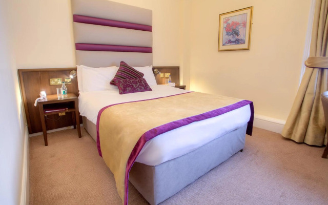 The Lucan Spa Hotel