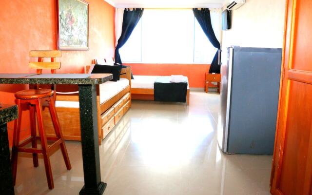 Apartment in Front of the Sea 1105B