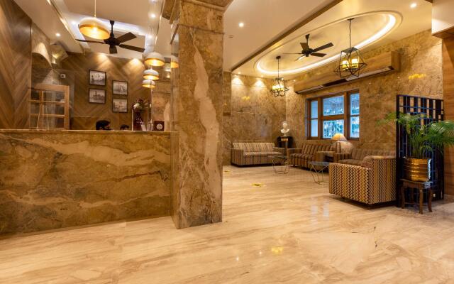 Grand Hotel