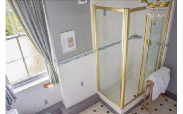 Albert Cottage Hotel