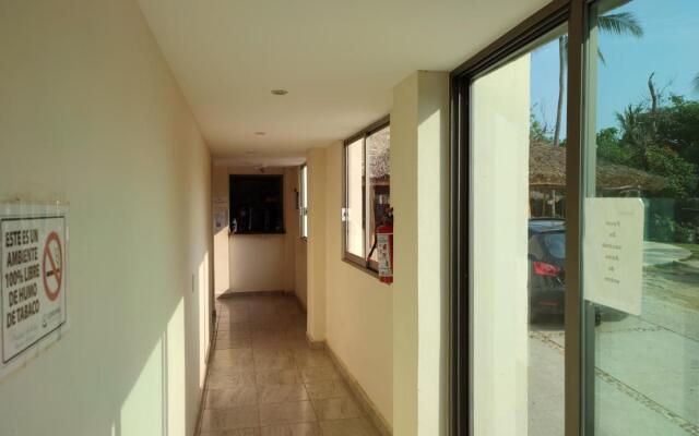 Hotel Ashly Loma Larga