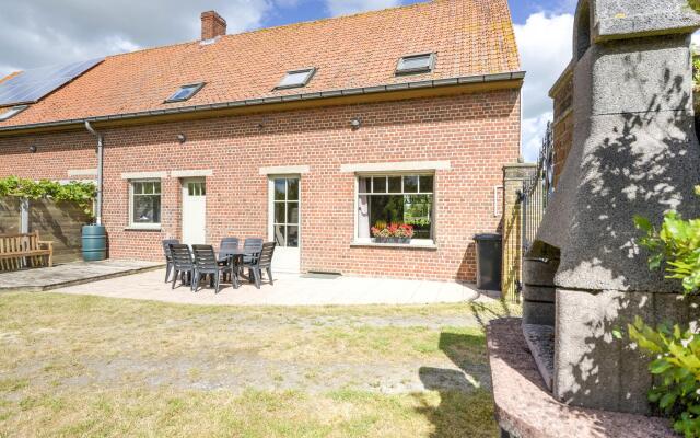 Lovely Holiday Home in Oostvleteren With Garden