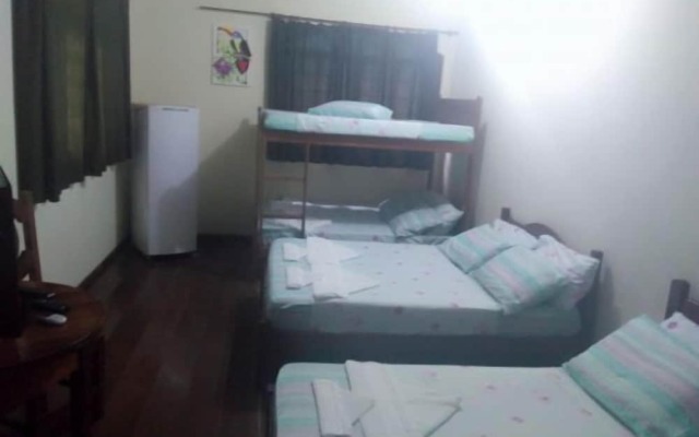 Francis Hotel Pousada