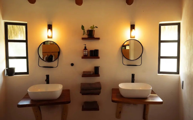 Villas Oasis Bungalow Top