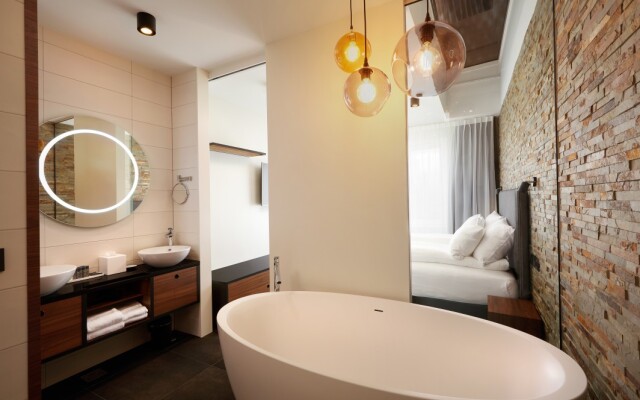 Örk Hotel 