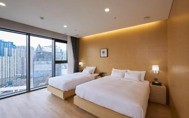 CS Hotel