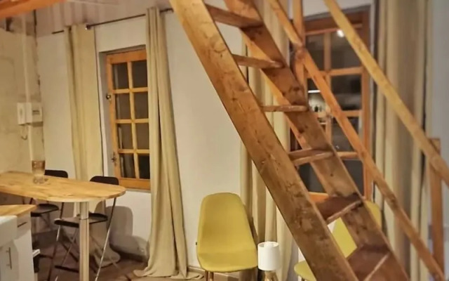 Place de la ROQUETTE centre historique