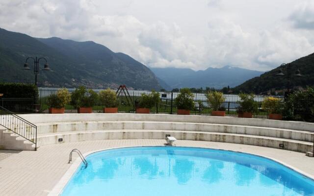 Residence Con Piscina Iseo Lake