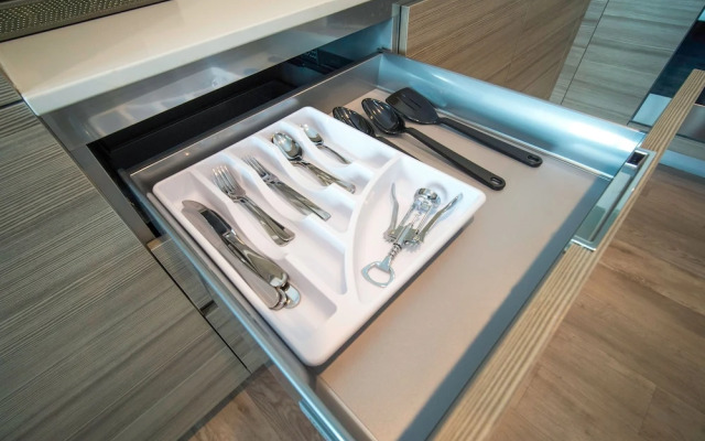 CH Deluxe Apartments  by MDR
