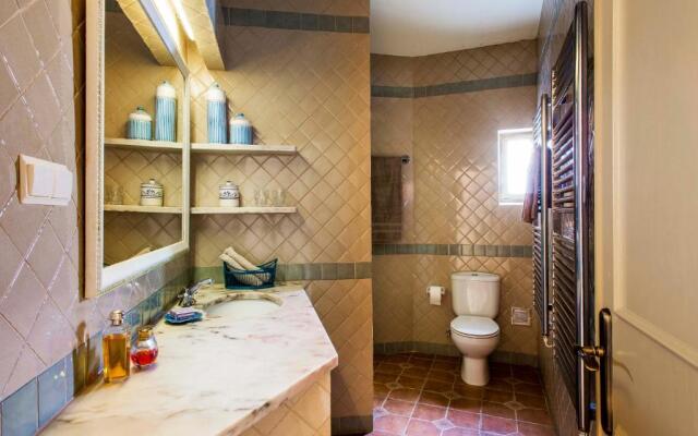 Quinta Azul - Gorgeous Apartment with Pool & Private Terrace
