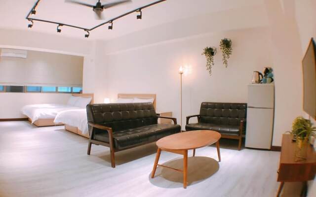 Taipei Apt.4 MRT Ximen Station Suite