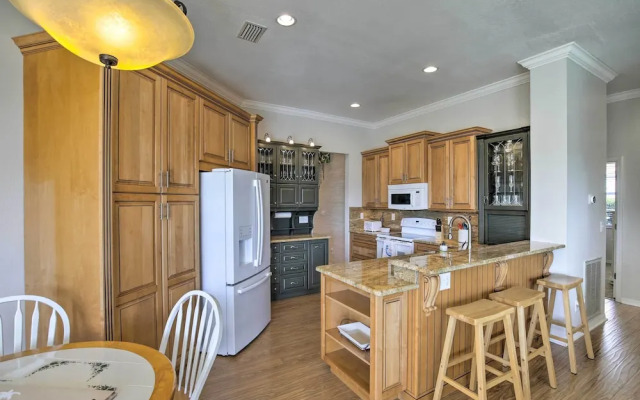 Bright & Sunny Riverview Oasis w/ Pool & Pond