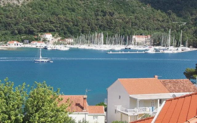 Apartments Šišević - Comfort Apartments with Balcony and Sea View