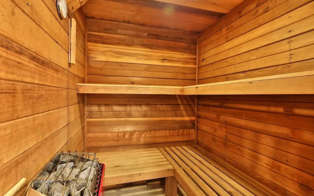 Vertical Drop 3 Bedroom Home