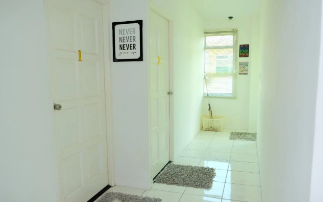 Natol Homestay - Kuching Home Penthouse Airport Road
