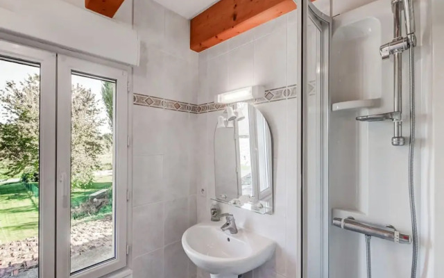 Gite des Salines in Stone With Views