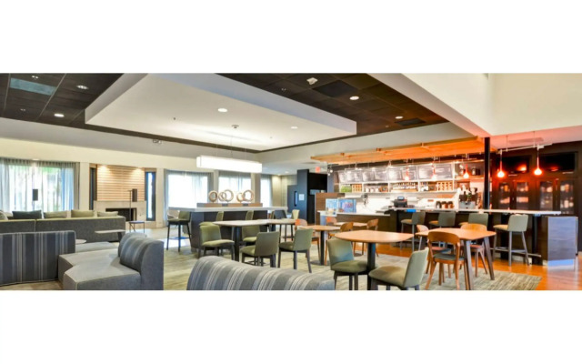 Courtyard by Marriott Dallas Medical/Market Center