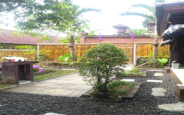 Wira Ayu Guest House