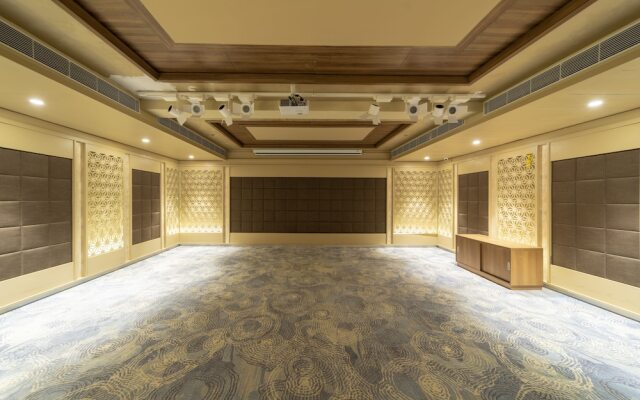 Icon Boutique by Bhagini