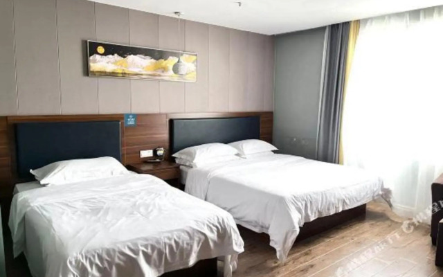 Wonder Hotel (Changsha Central South University Metro Station)