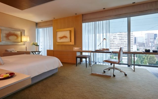 Four Seasons Hotel Tokyo at Marunouchi