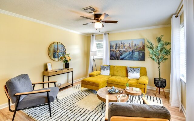 Lovely Montgomery Home ~ 7 Mi to Downtown!