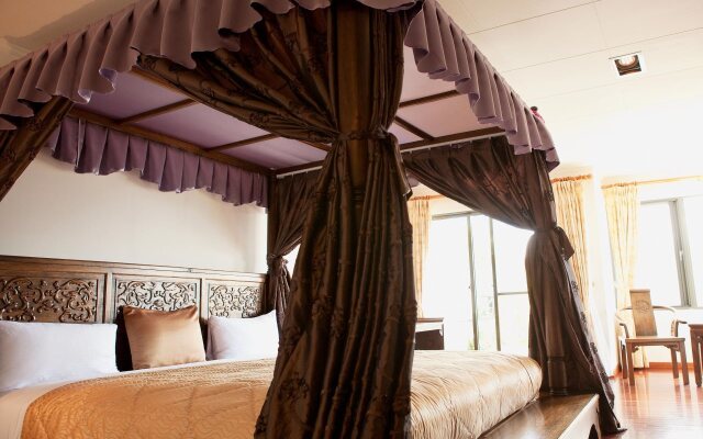 Chun Jing Hillview Villa