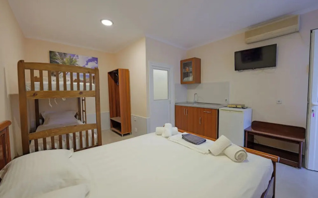 Cozy Veranda Kristian - Free Parking