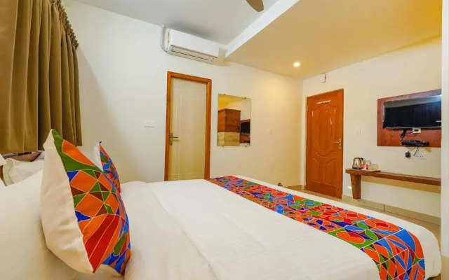 FabHotel Shakthi Suites