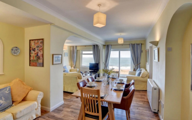 Flat 8 Clifton Court Croyde