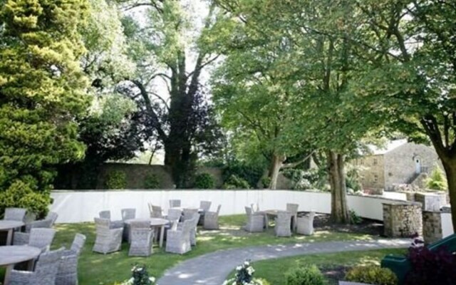 Waddington Arms
