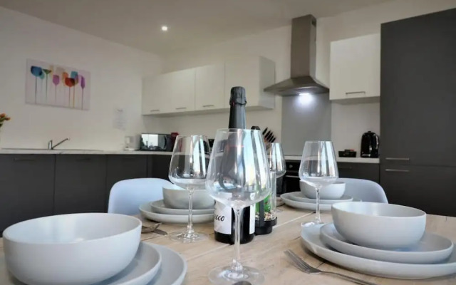 No 5 Bonnet Apartments 2 Bed