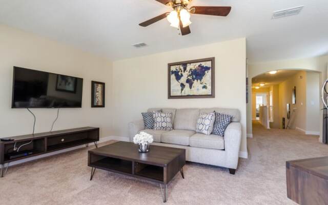 Solterra - 5307 Wildwood Way