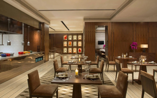 Sheraton Bailuhu Resort, Huizhou