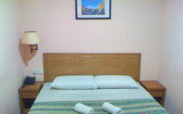 Grand Palace Hotel