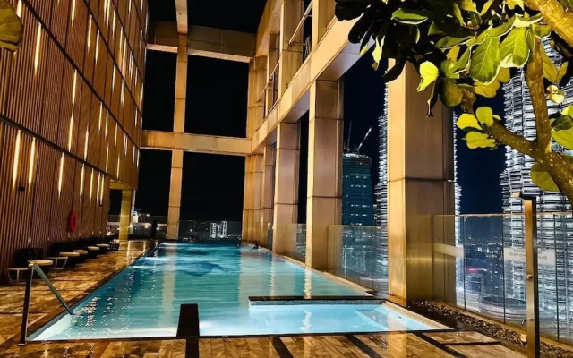 Tropicana The Residences by uBook